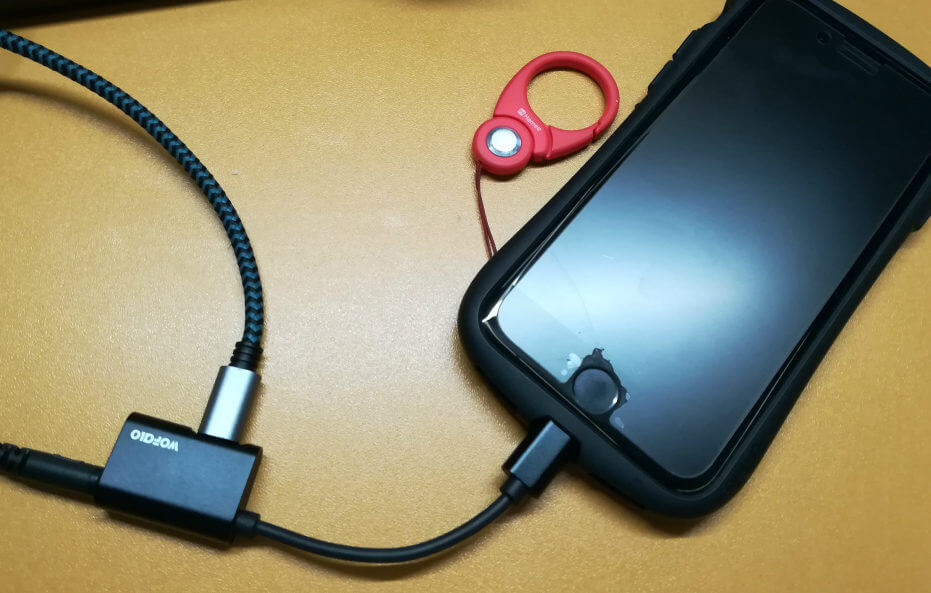 音楽を聴きながら充電 Iphone用lightning分岐アダプタを購入する際に注意すべき３つのこと しょたすてーしょん